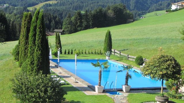 Hotel Lenzenhof Oberau Exterior photo